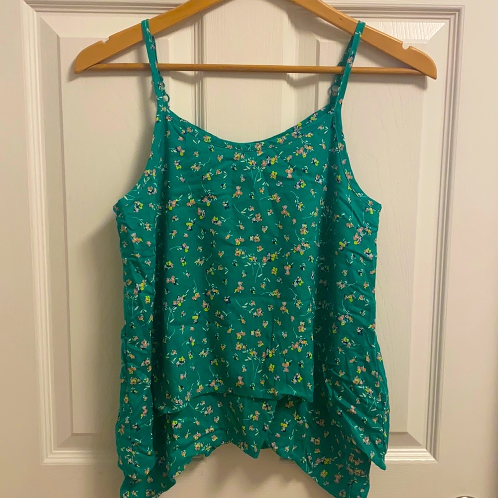 Old Navy kids XL cute top!